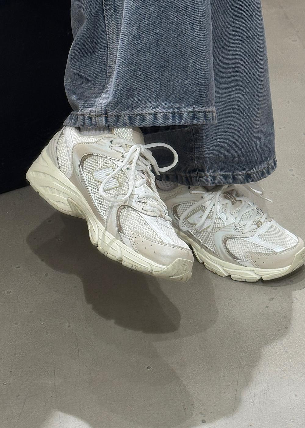 MR530AA - Beige - Image 3