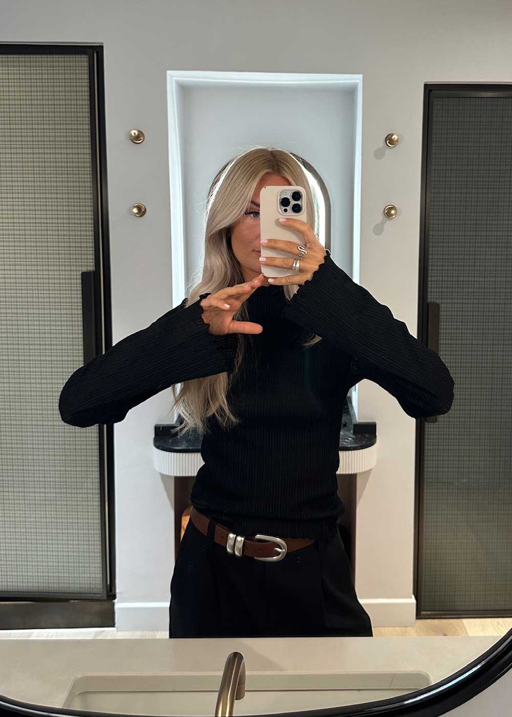 LaceyMD top - Black - Image 2