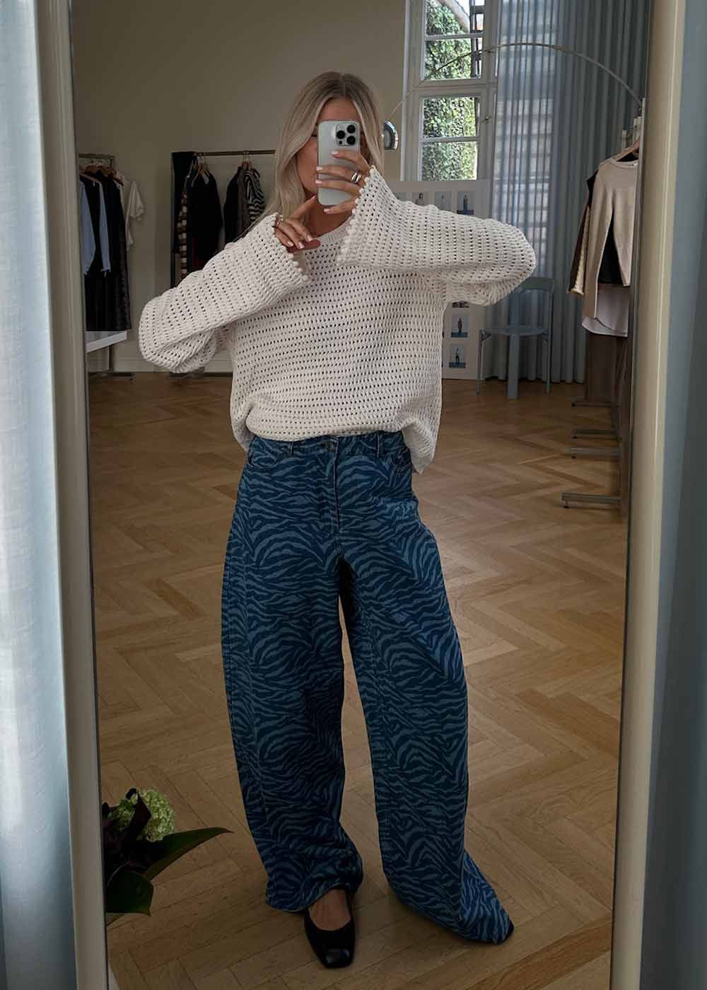 MaseMD print pants - Blue Zebra - Image 2