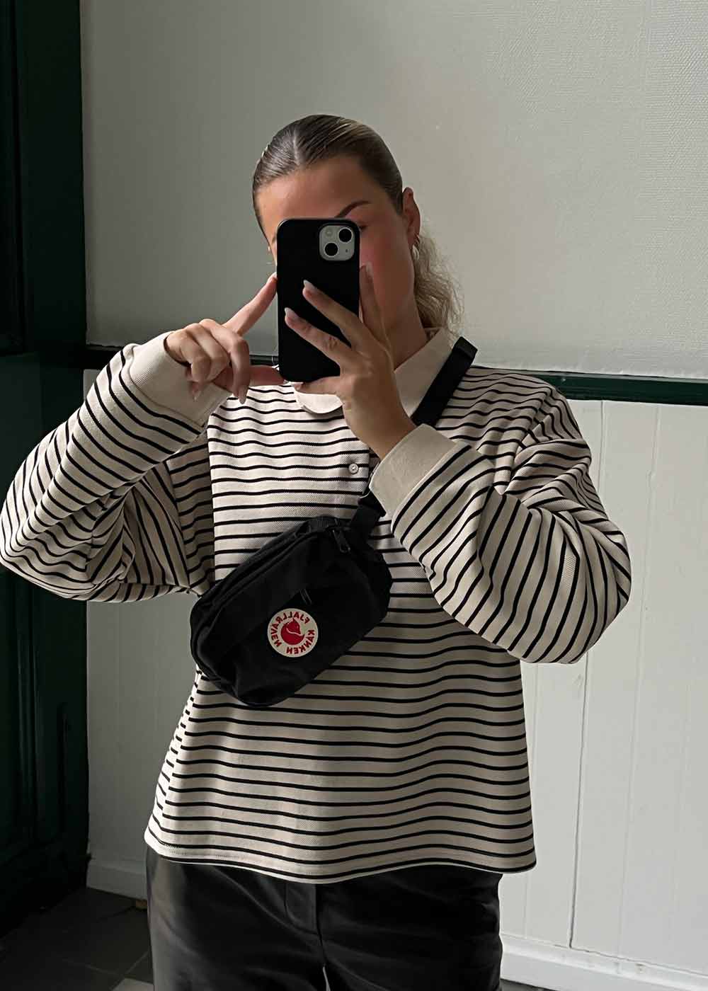 Kånken Hip Pack - Black - Image 2