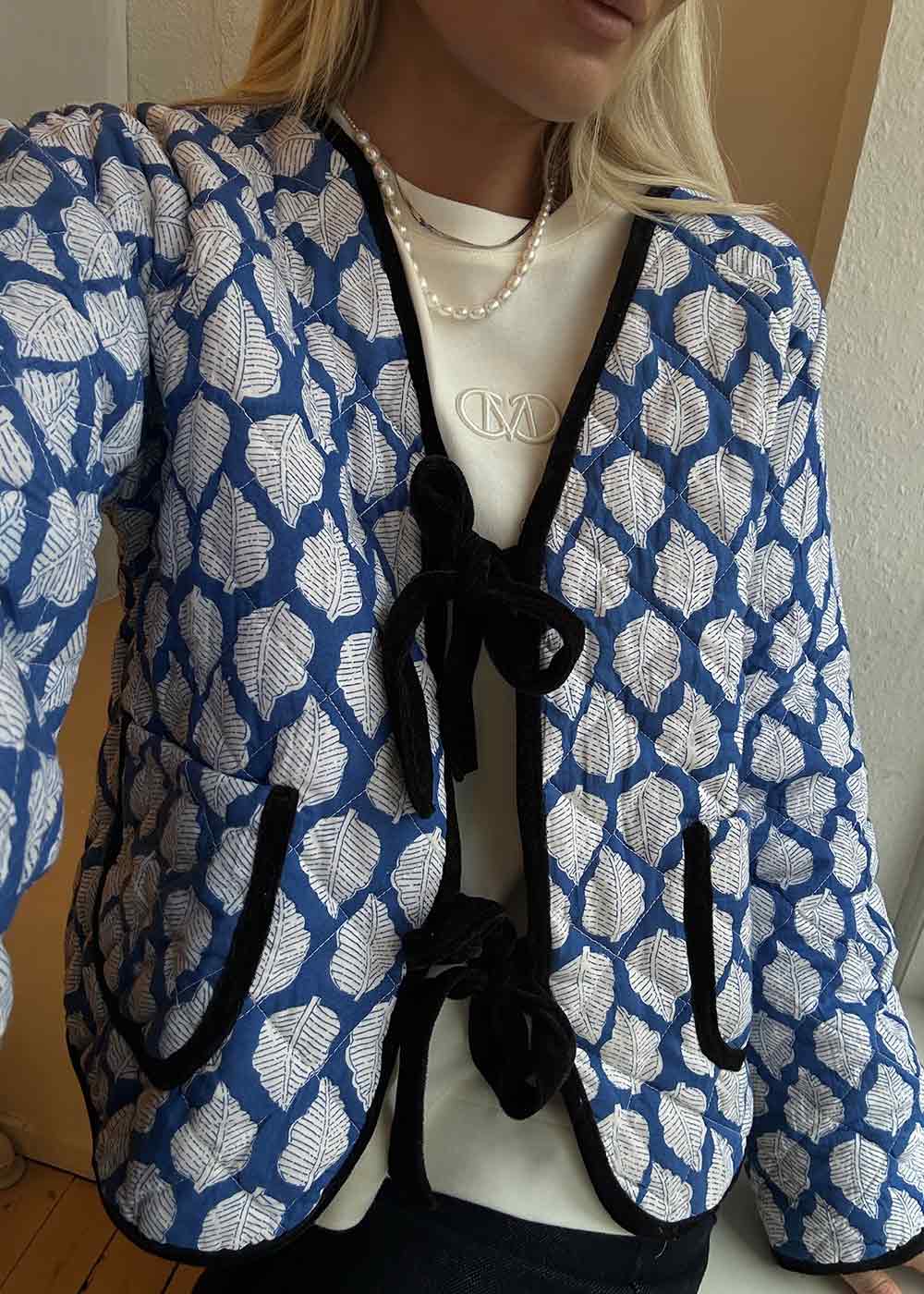 Suvanna Jacket - Blue Leaves - Image 2