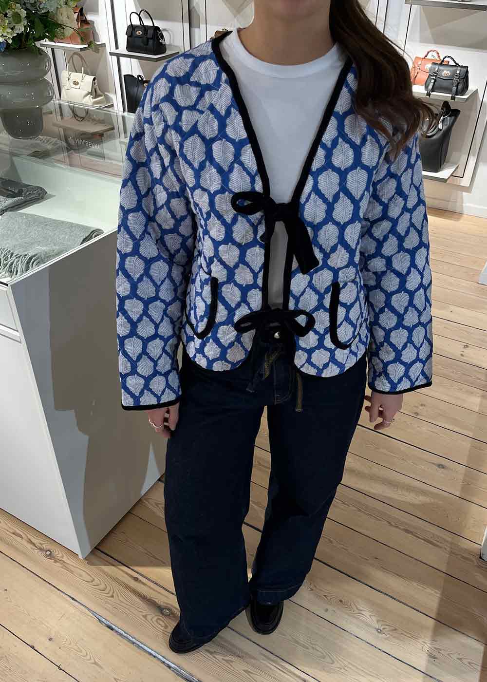 Suvanna Jacket - Blue Leaves - Image 6