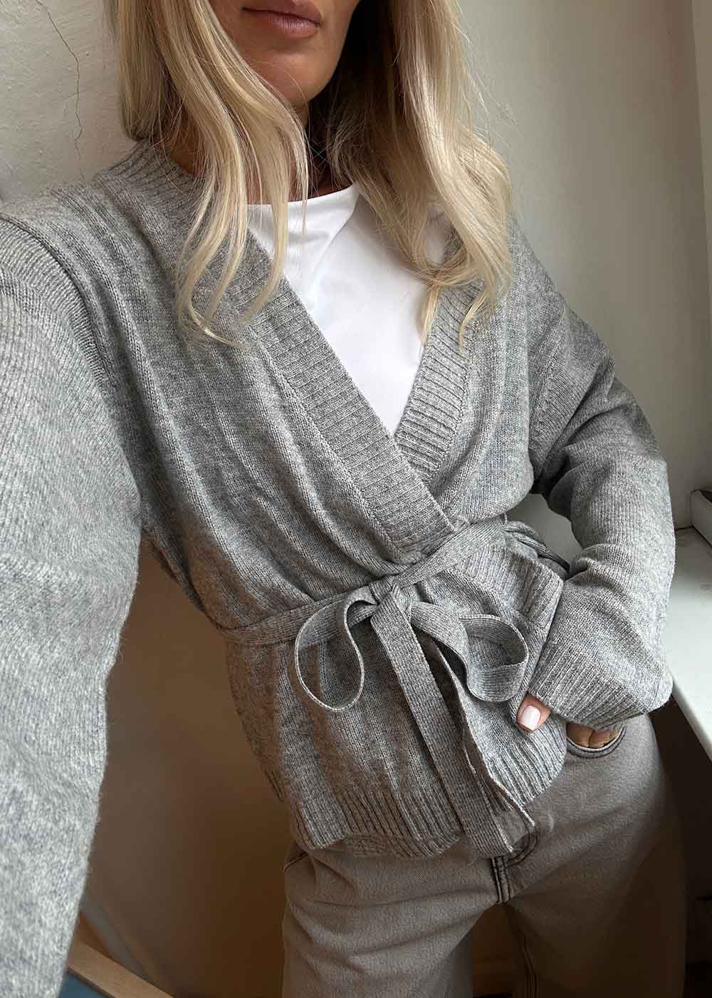 HowieMD cardigan - Grey Melange - Image 4