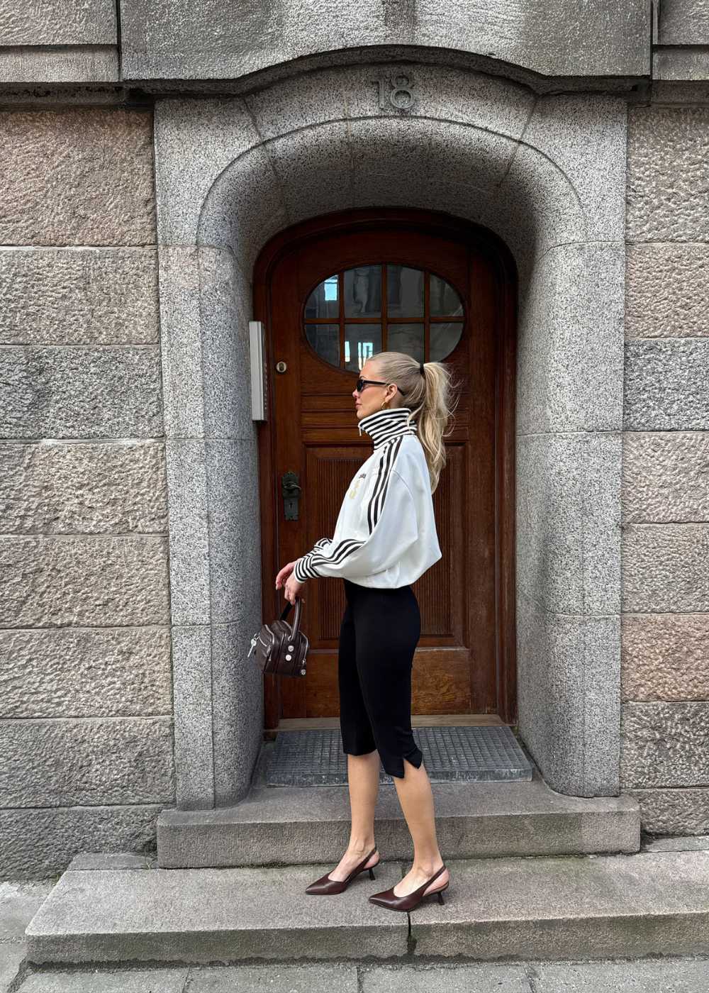 Tanny capri pants - Black - Image 3