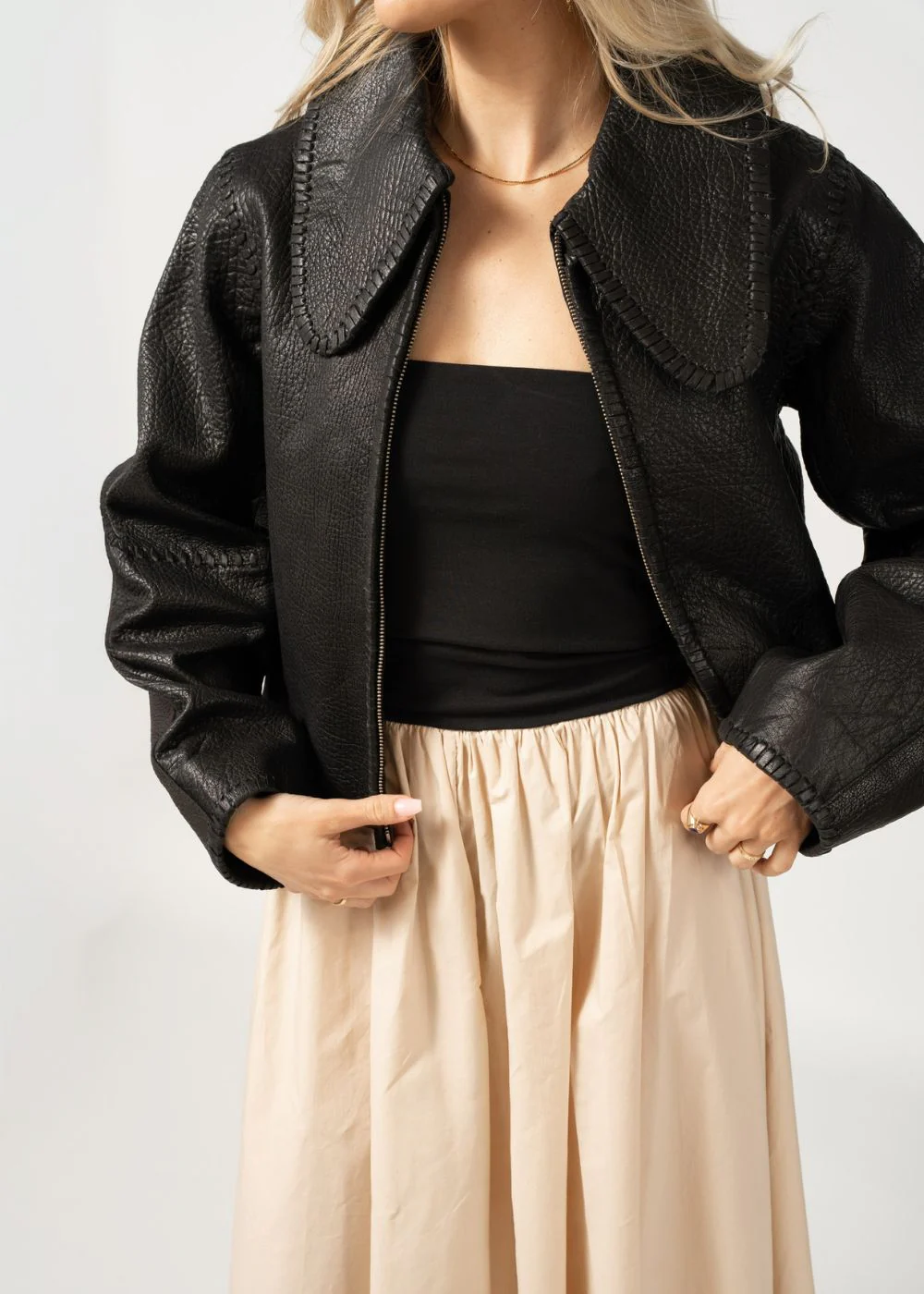 ROWANI - Black - Image 2