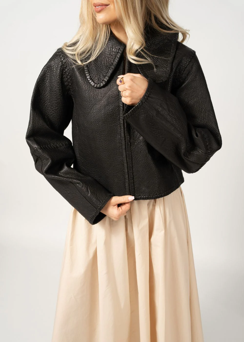 ROWANI - Black - Image 3