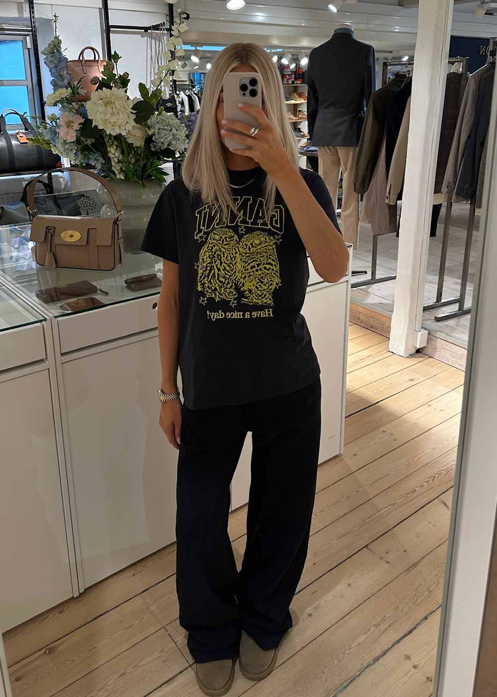 Washed Heavy Sweatpants - Black - Image 2