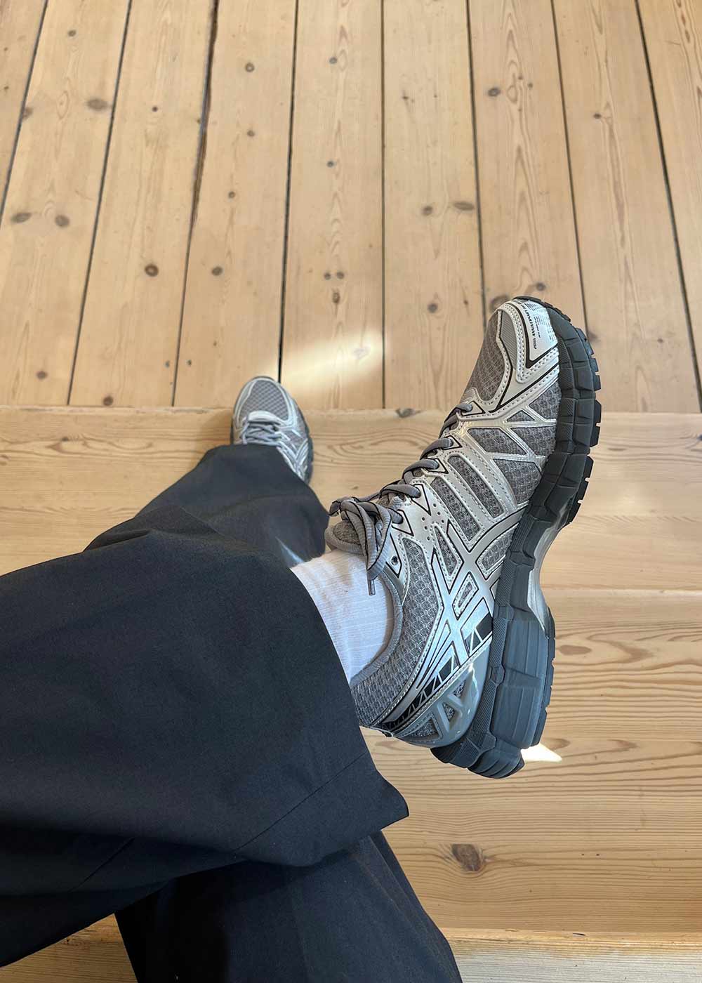 GEL-KAYANO 20 - Gravel/Pure Silver - Image 2