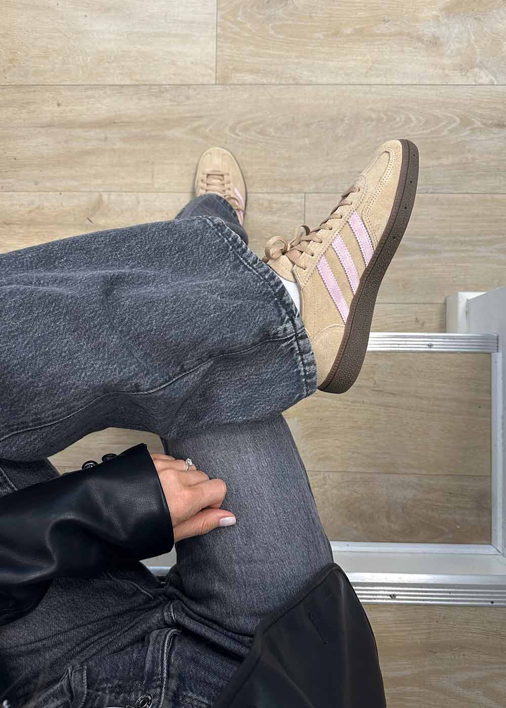 HANDBALL SPEZIAL - Warm Sandstone / Clear Pink / Gum - Image 2