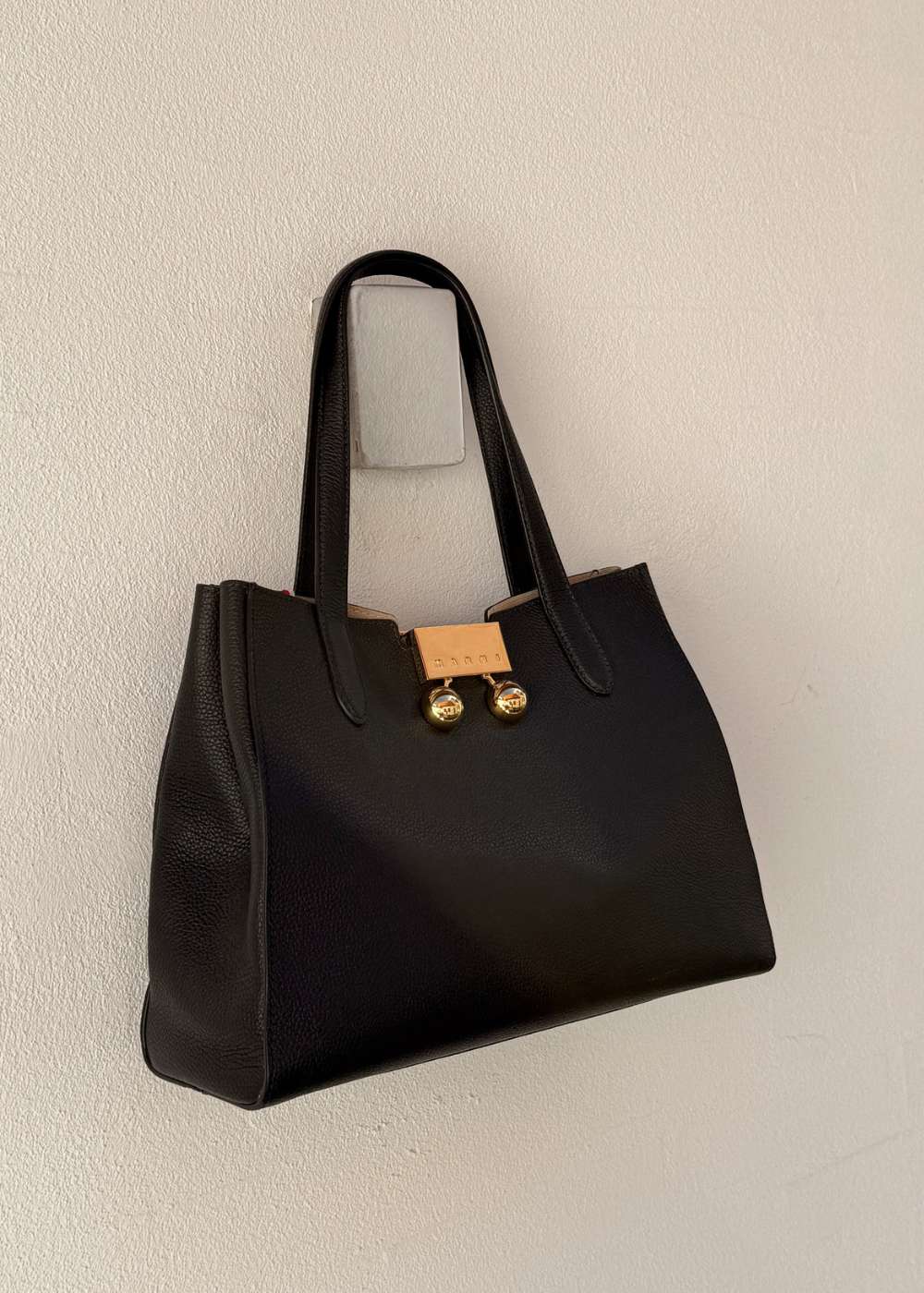 Leather Trunkaaro Tote Handbag - Black - Image 6