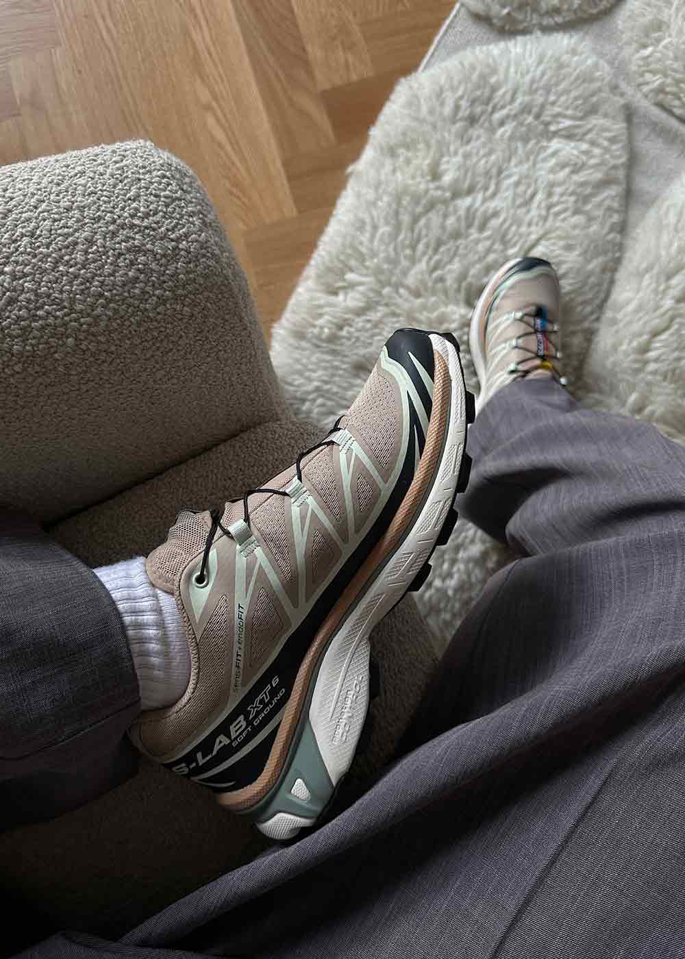 XT-6 - Oxford Tan / Carbon / Clearly Aqua - Image 3