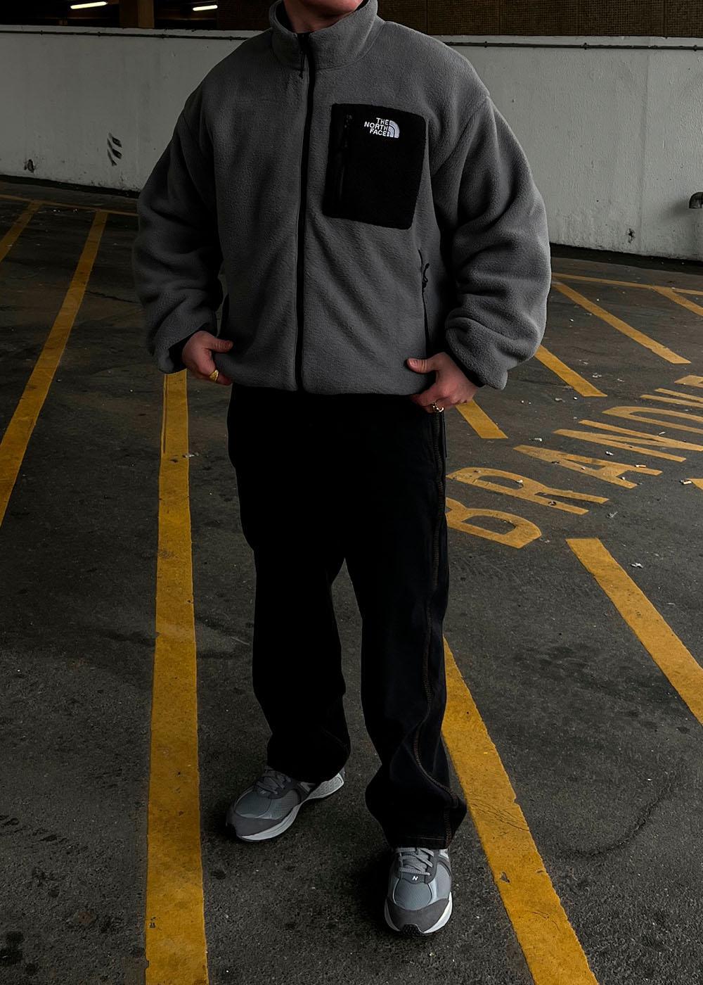 M Yumiori Reversible Jacket - Tnf black/Smoked pearl - Image 3