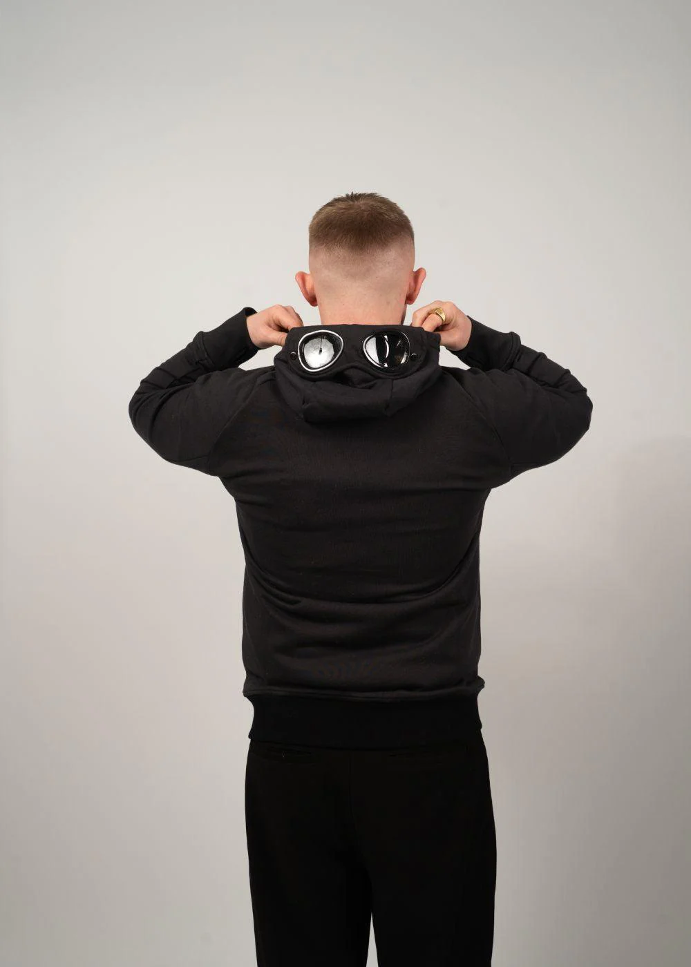 SWEATSHIRTS HOODED OPEN DIAGONAL - Black - Image 4