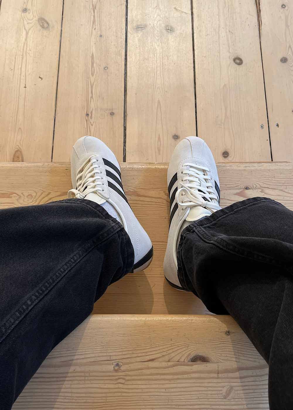 TOKYO - Off White - Image 7