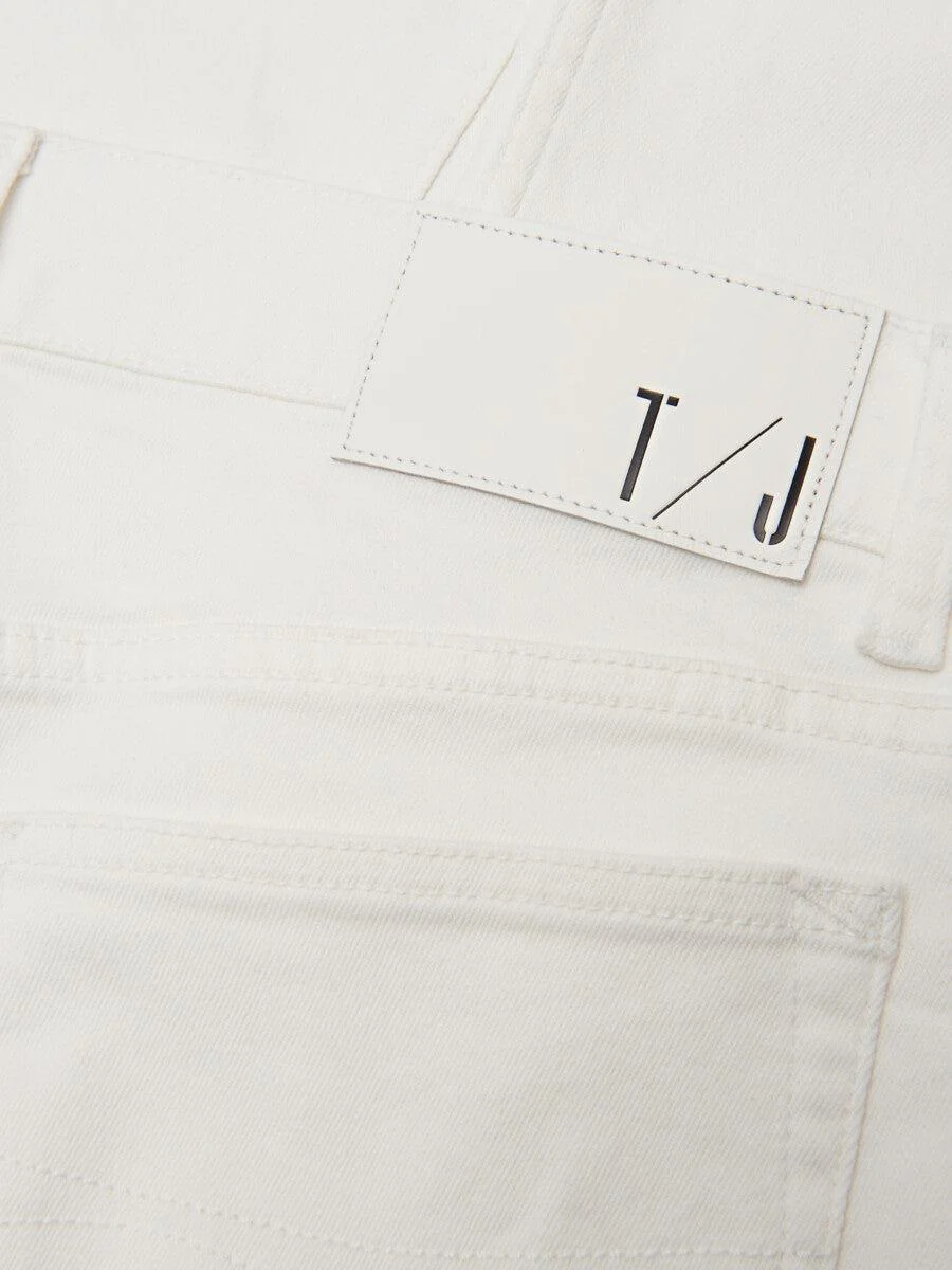 EVOLVE - White - Image 2