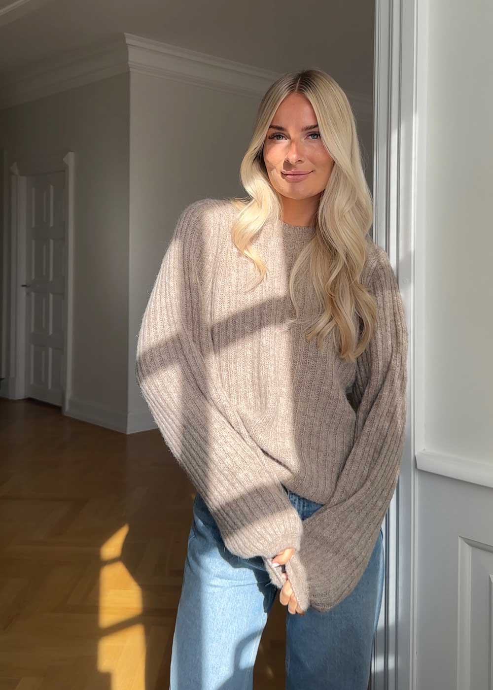 Goldie o-neck - Camel - Image 2