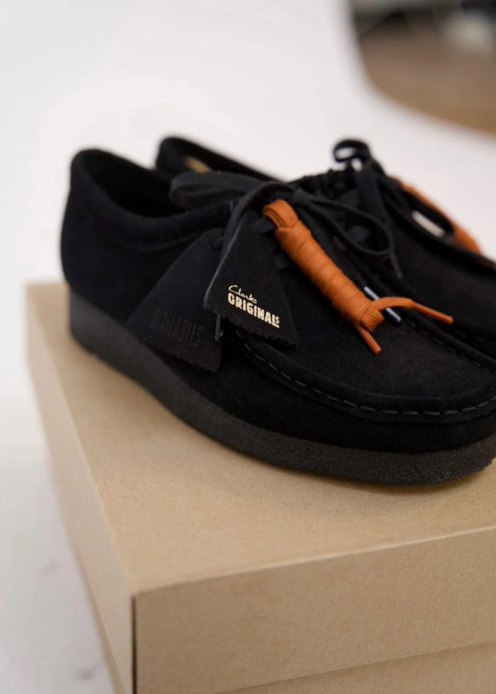 Wallabee - Black Sde - Image 3