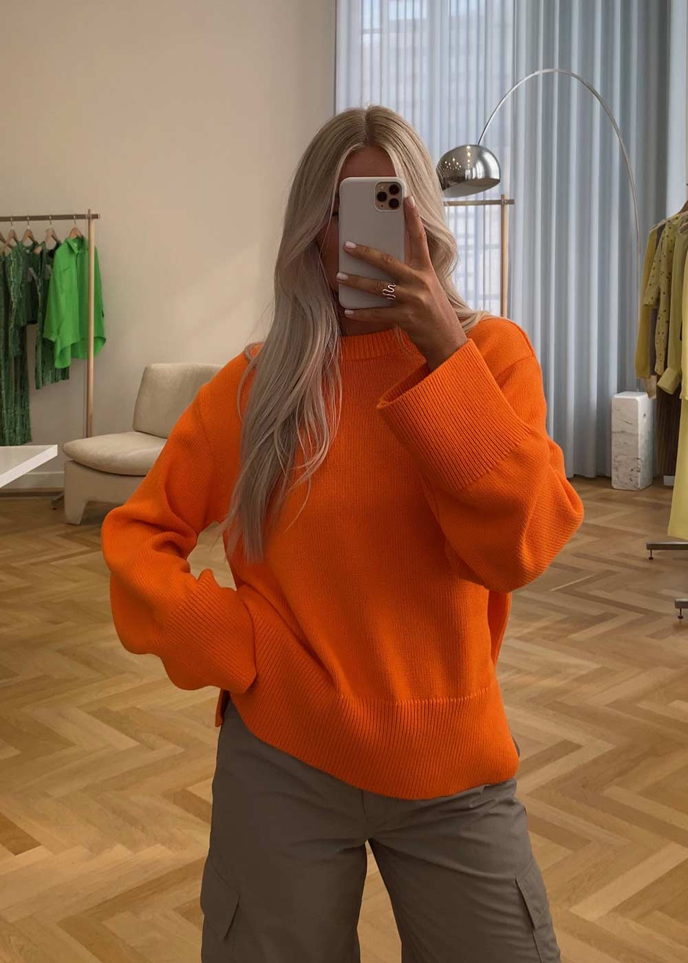 CorbinMD o-neck - Vibrant Orange - Image 2