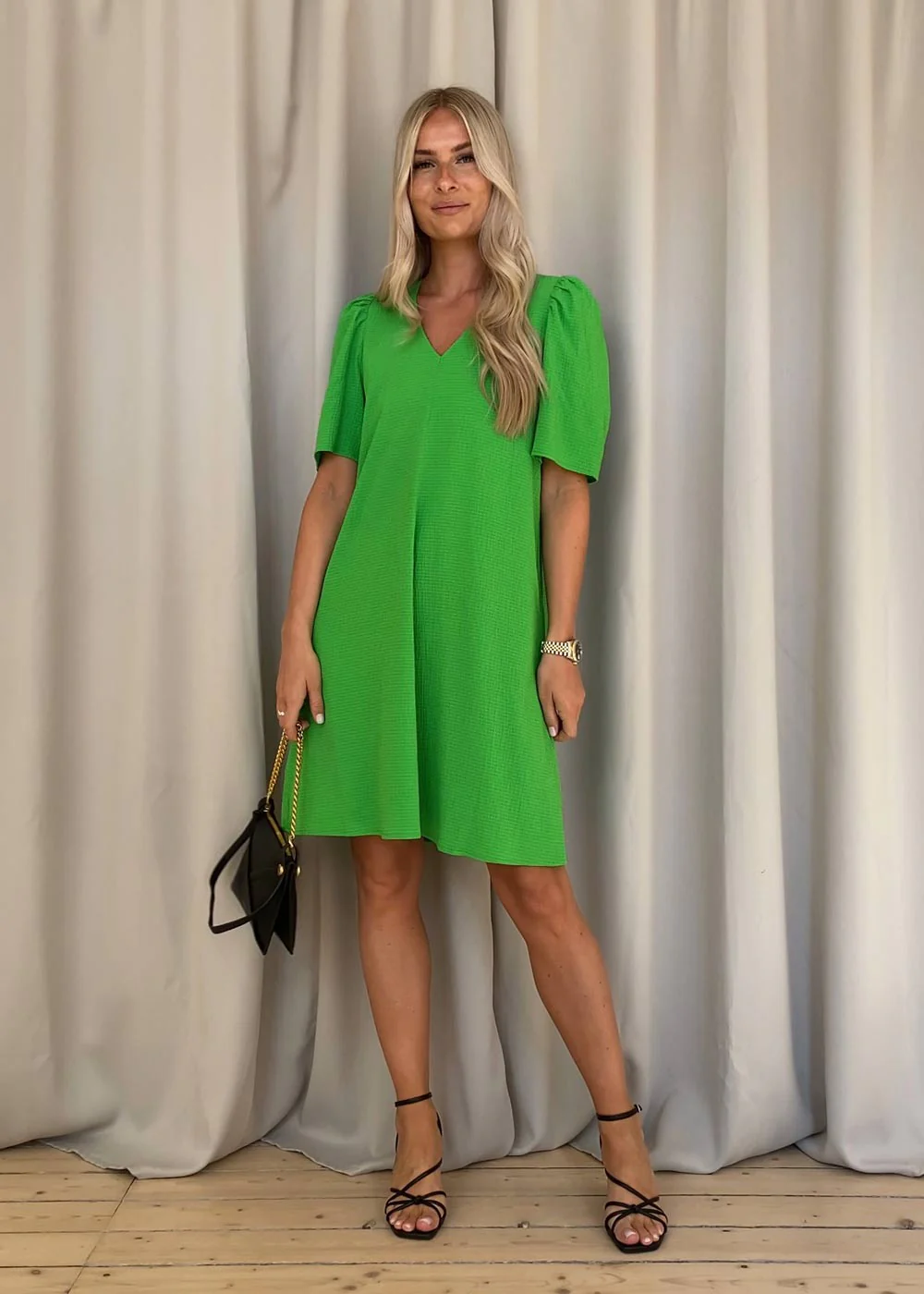 CorbaMD dress - Classic Green - Image 2