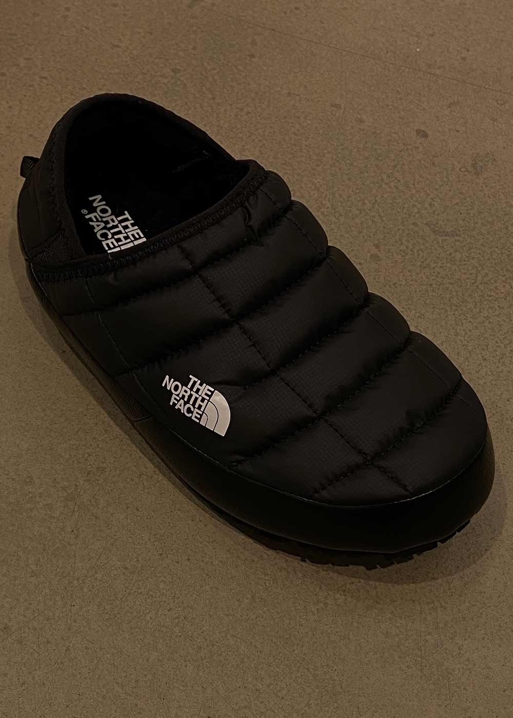 WOMEN'S THERMOBALL TRACTION MULE V - Tnf Black - Image 3