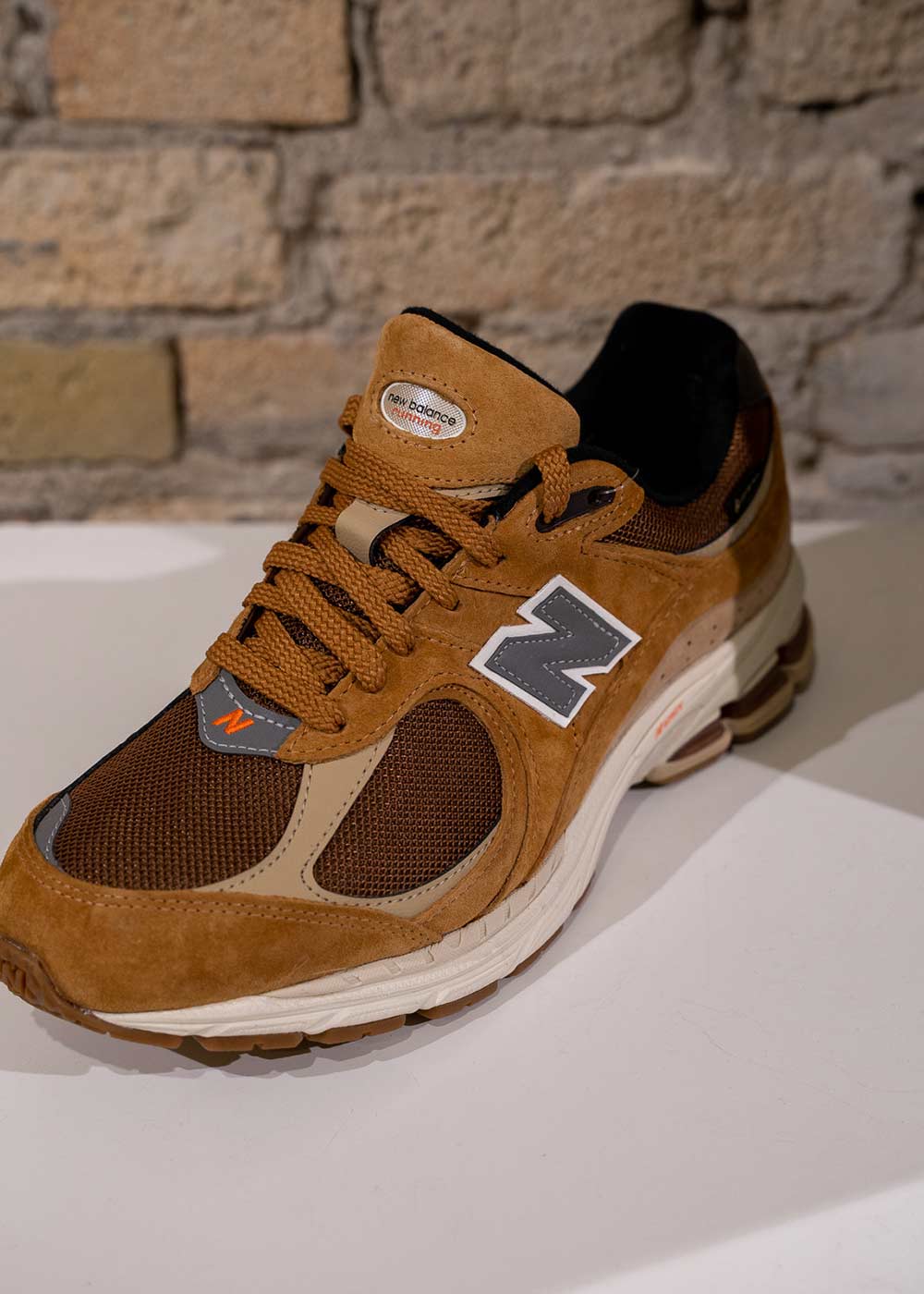 M2002RXG - Tobacco - Image 5