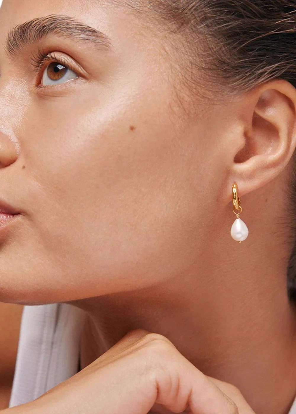 Hoops, Significant Pearl - Pearls - Image 2
