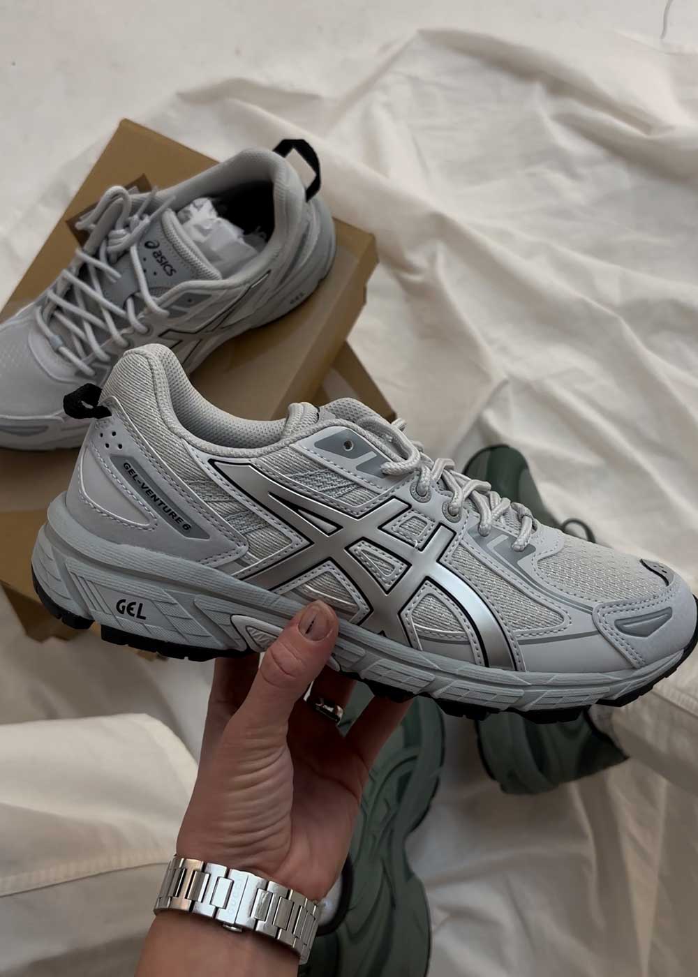 GEL-VENTURE 6 - Glacier Grey/Pure Silver - Image 2
