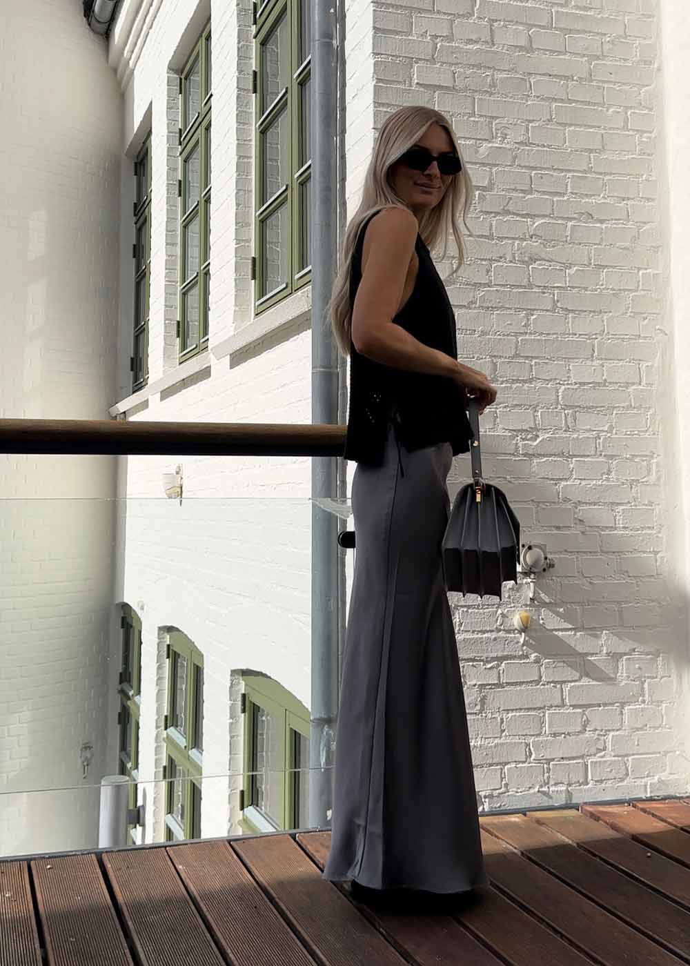 Vicky Heavy Sateen Skirt - Dark Grey - Image 3