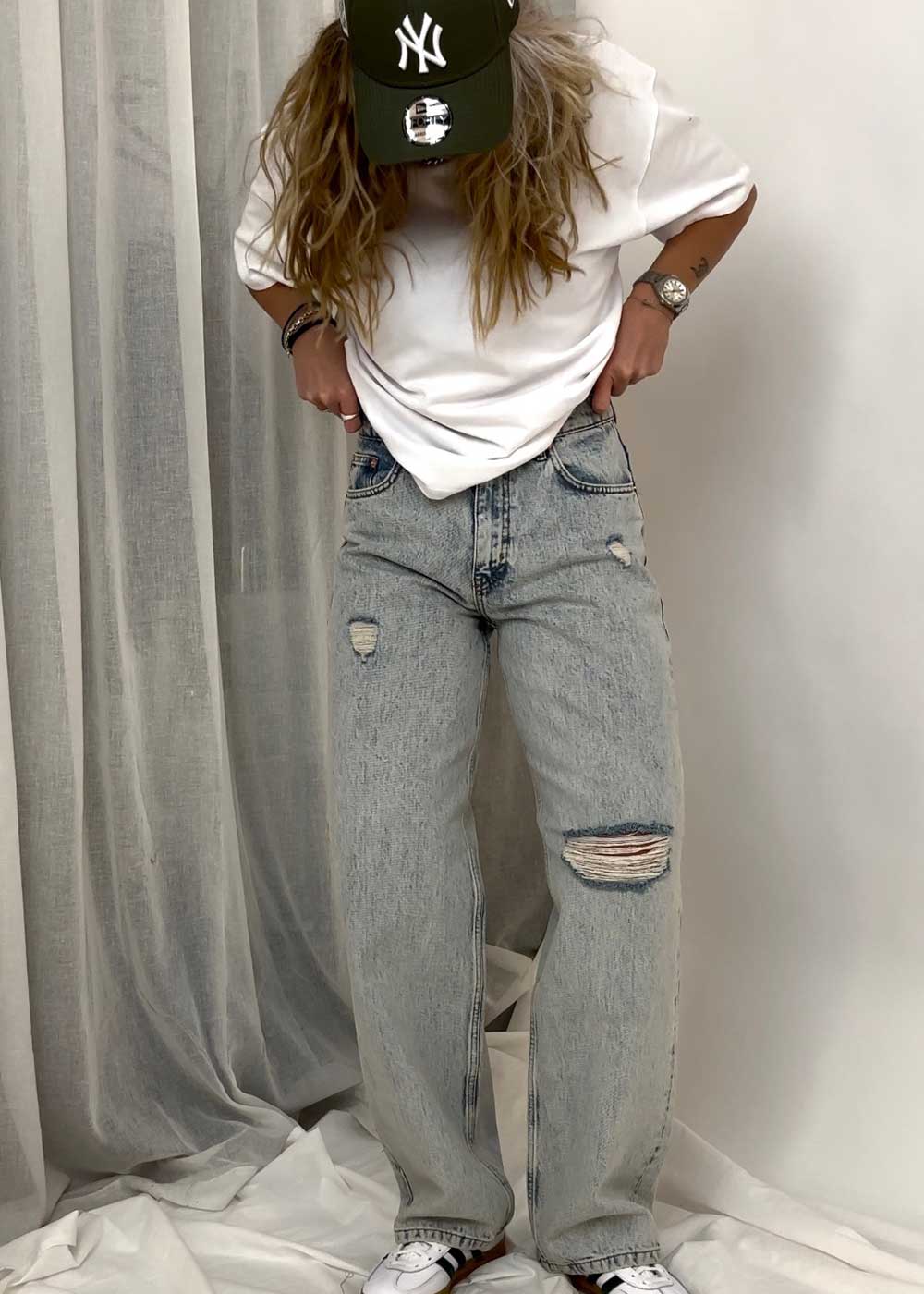 Kathy Wave Jeans - Washed Blue - Image 2