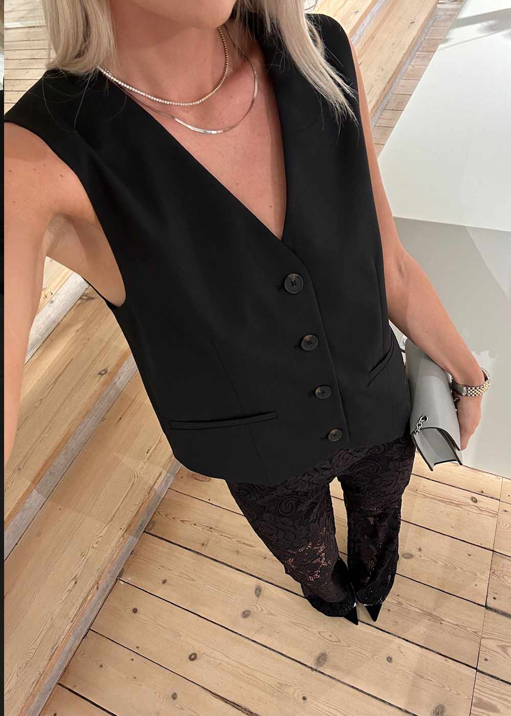 GaleMD 2 vest - Black - Image 3
