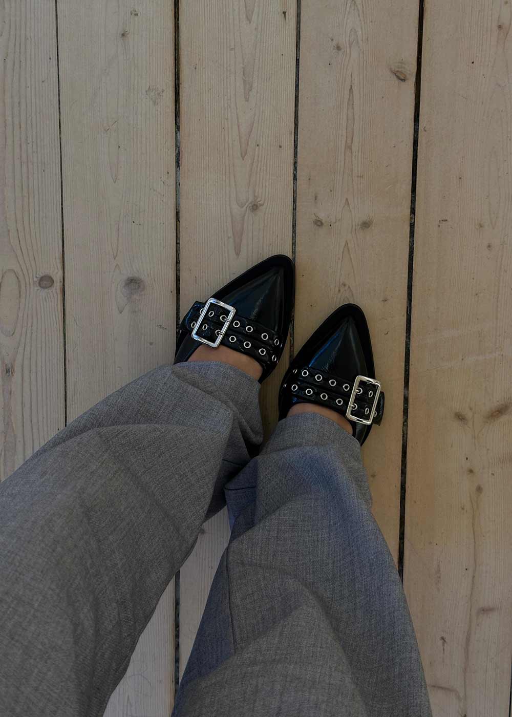 Saso Low - Black Patent - Image 2