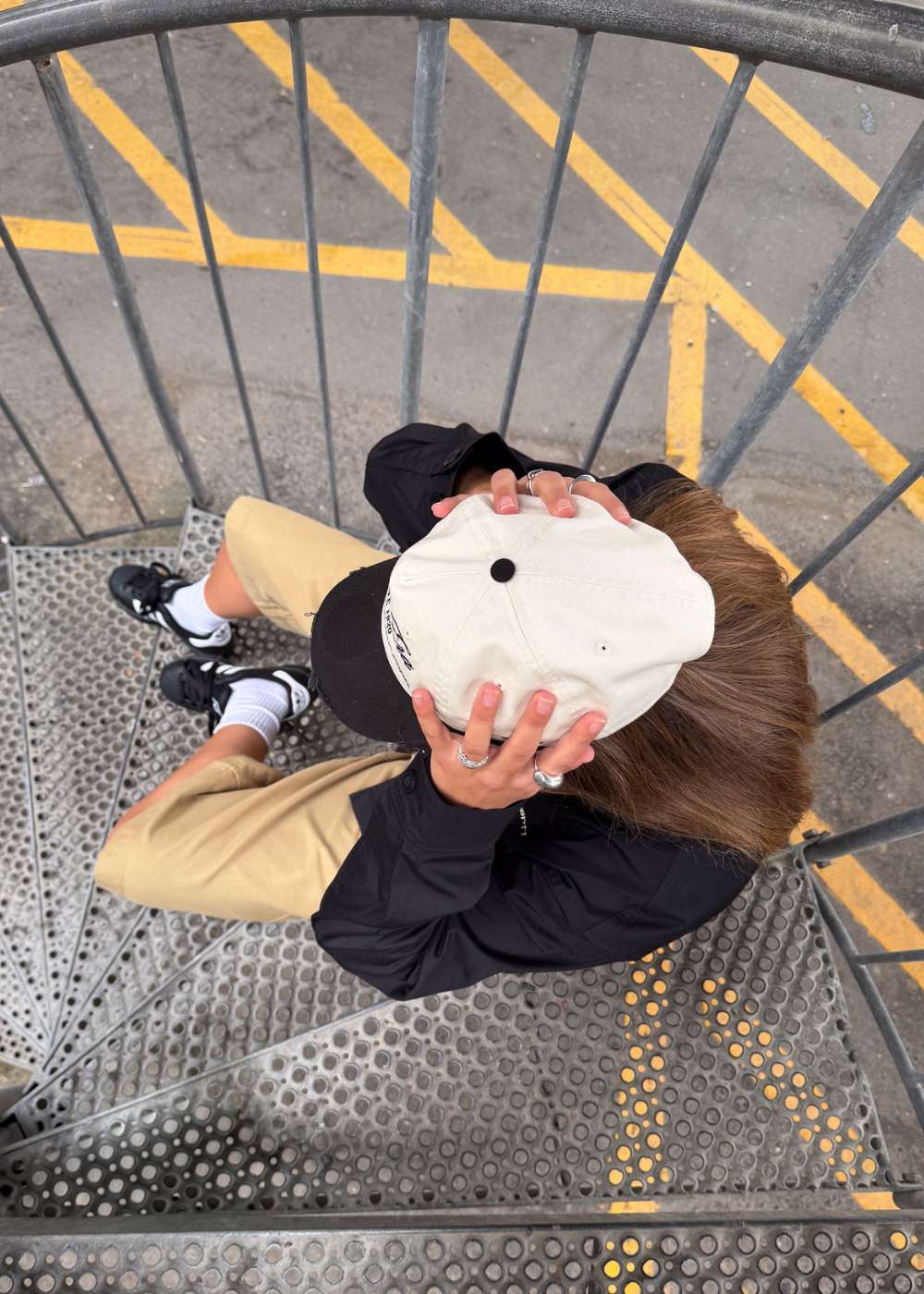 9Twenty Wash Distress New Era - Beige/Black - Image 4