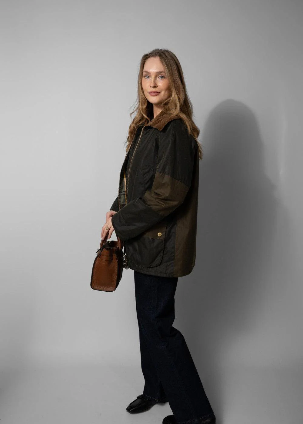Barbour Allerston Wax - Archive Olive/Beech/Ancie - Image 3