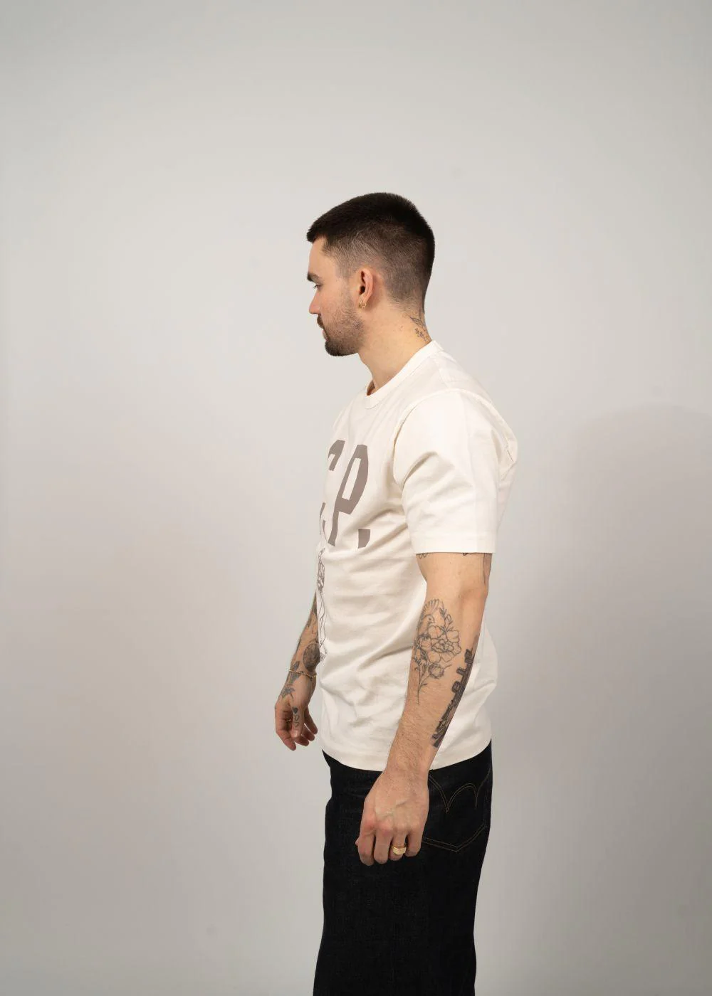 Big front logo tee - Gauze White - Image 3