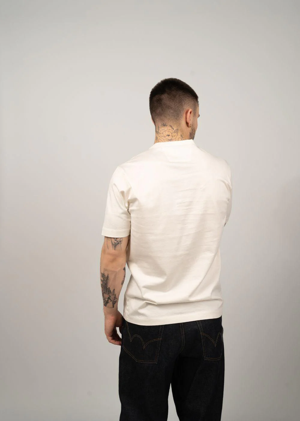 Big front logo tee - Gauze White - Image 4
