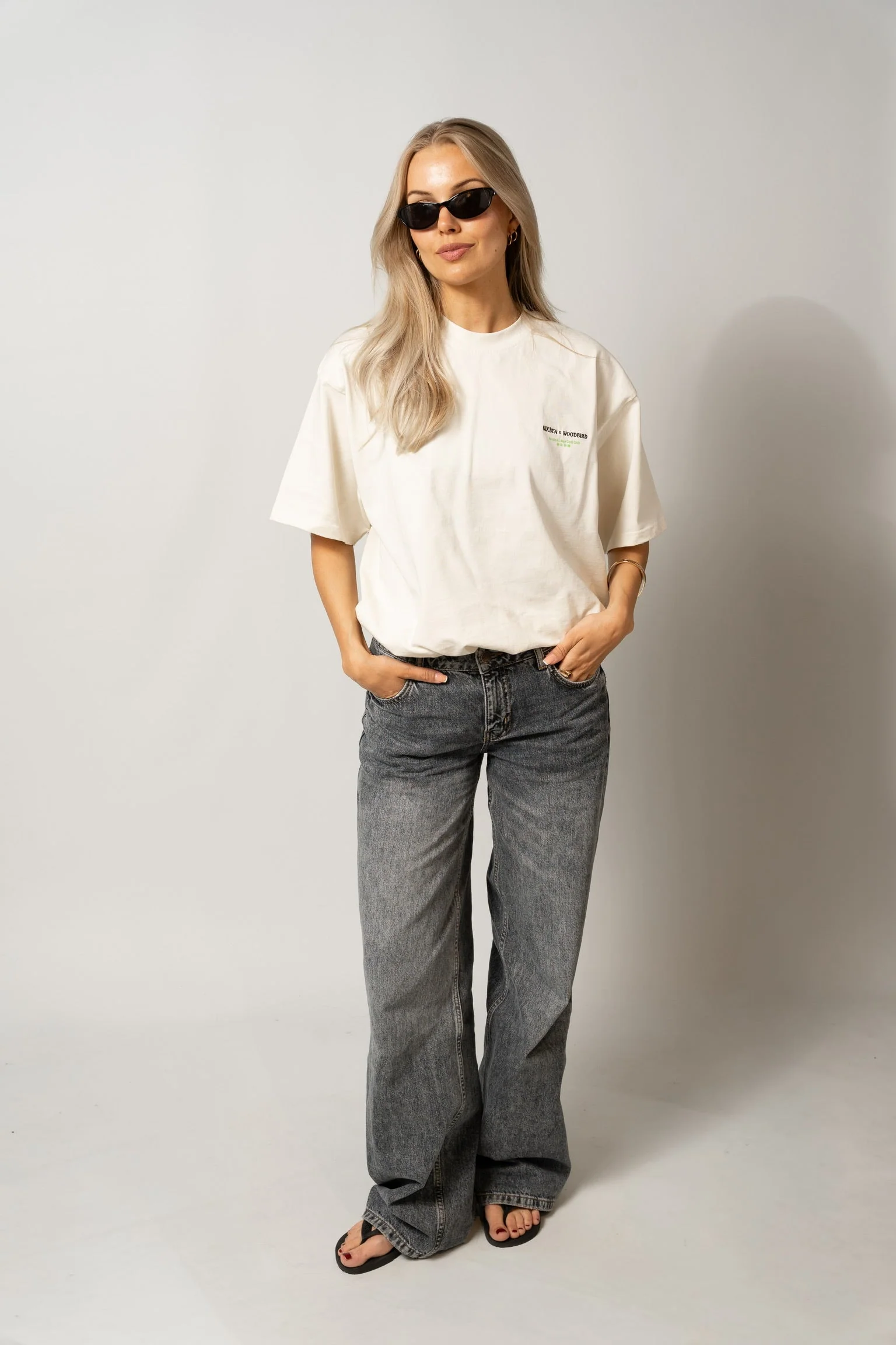 Delivery Tee NIKBEN - Off White - Image 4