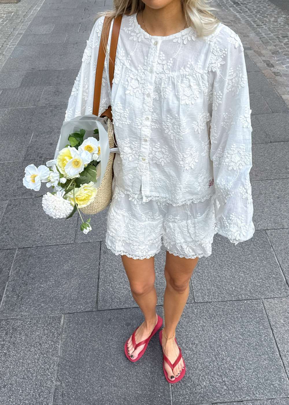 Delphine Shorts - Off White - Image 2