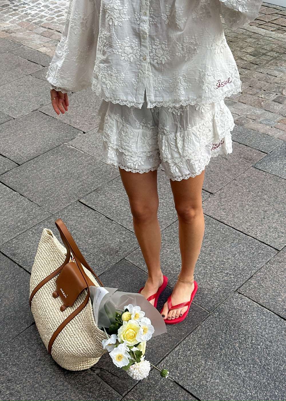 Delphine Shorts - Off White - Image 3