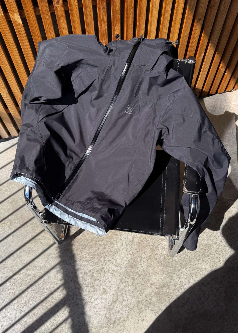 Dyngja Shell Jacket - Black - Image 2