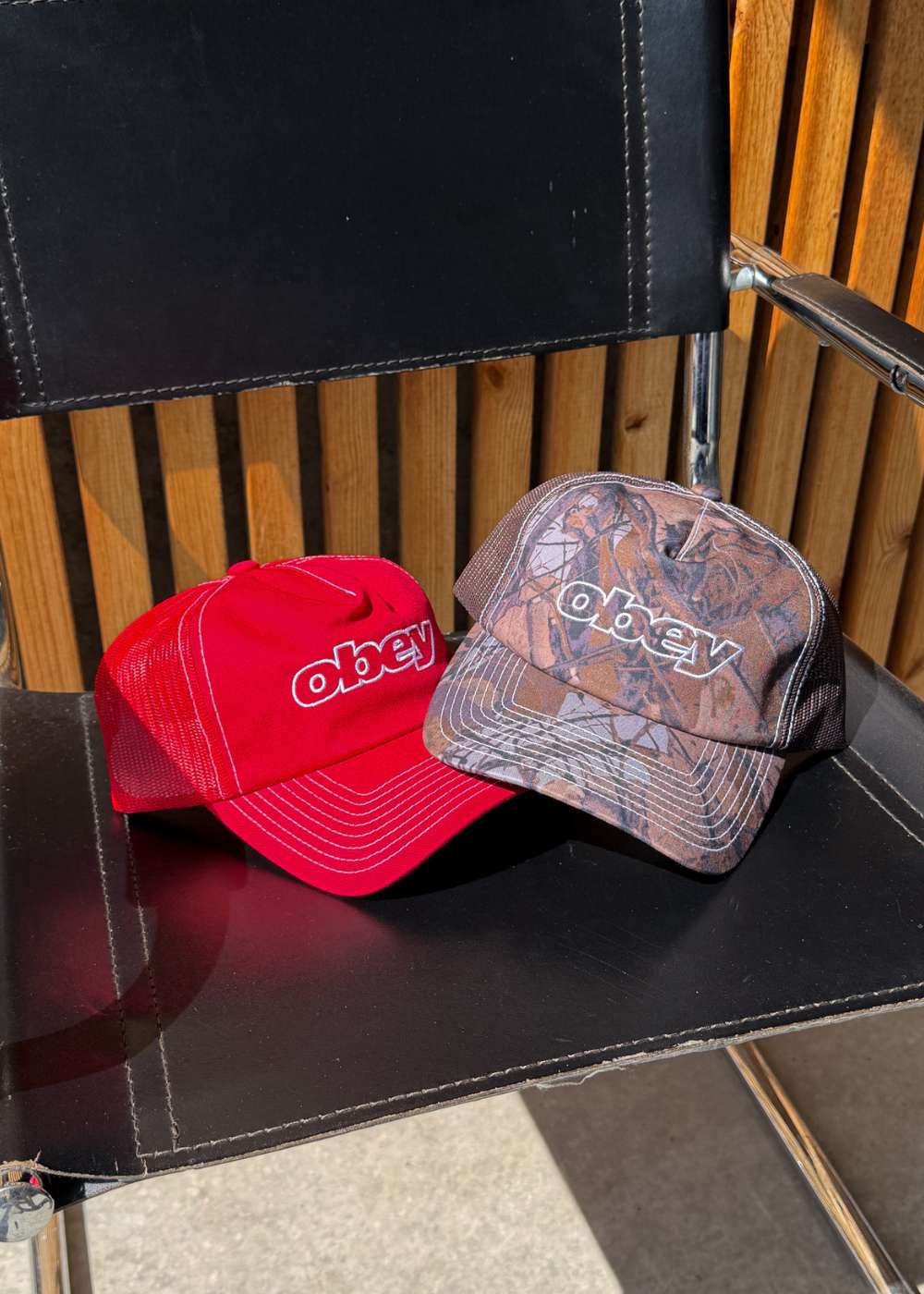 Form Trucker - True Red - Image 2