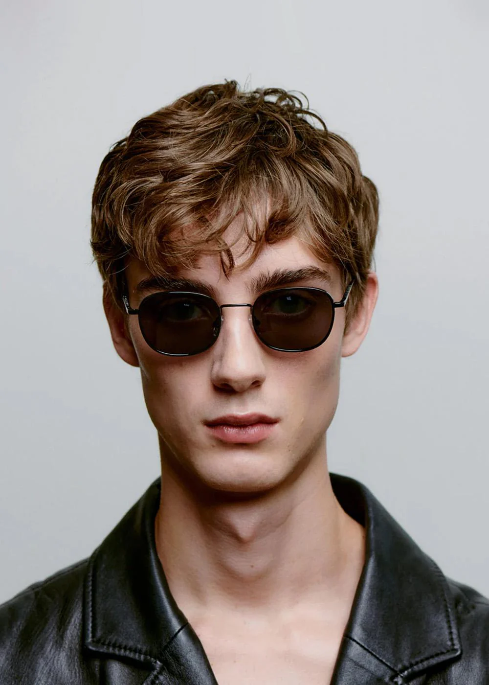 Hello - Black - Image 4
