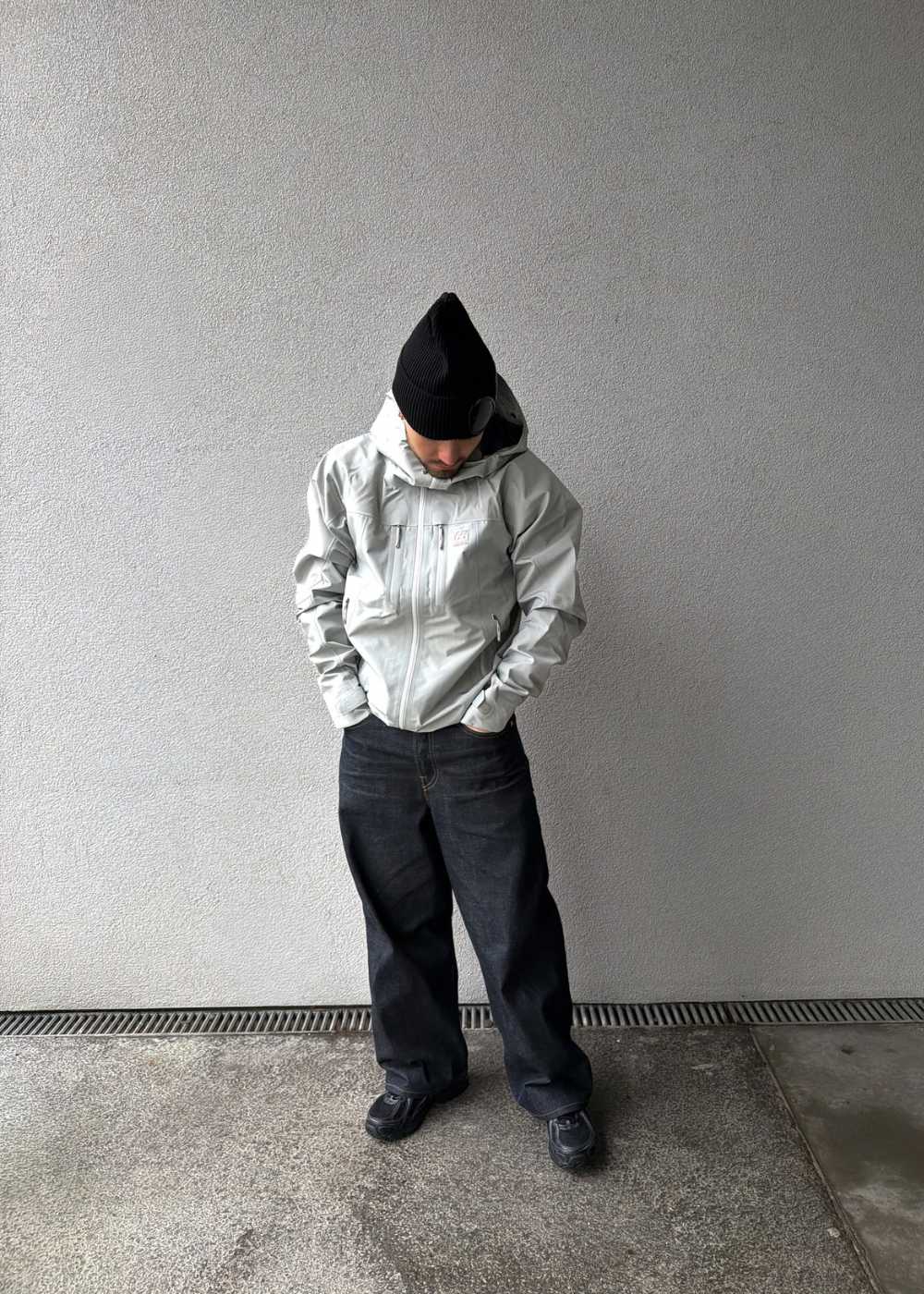 Hornstrandir Gore-Tex Pro Jacket - Grey Sky - Image 3