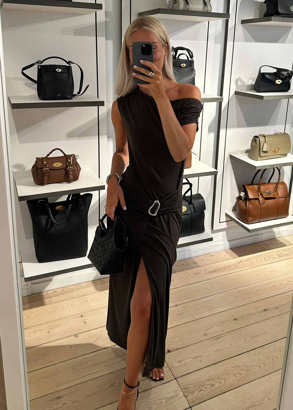 Minja Drapy Dress - Chocolate Brown - Image 4