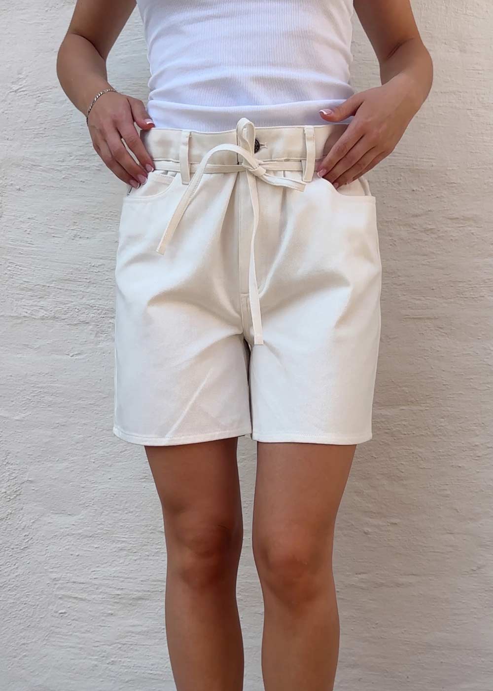 Naomamd solid shorts - Soft White - Image 2