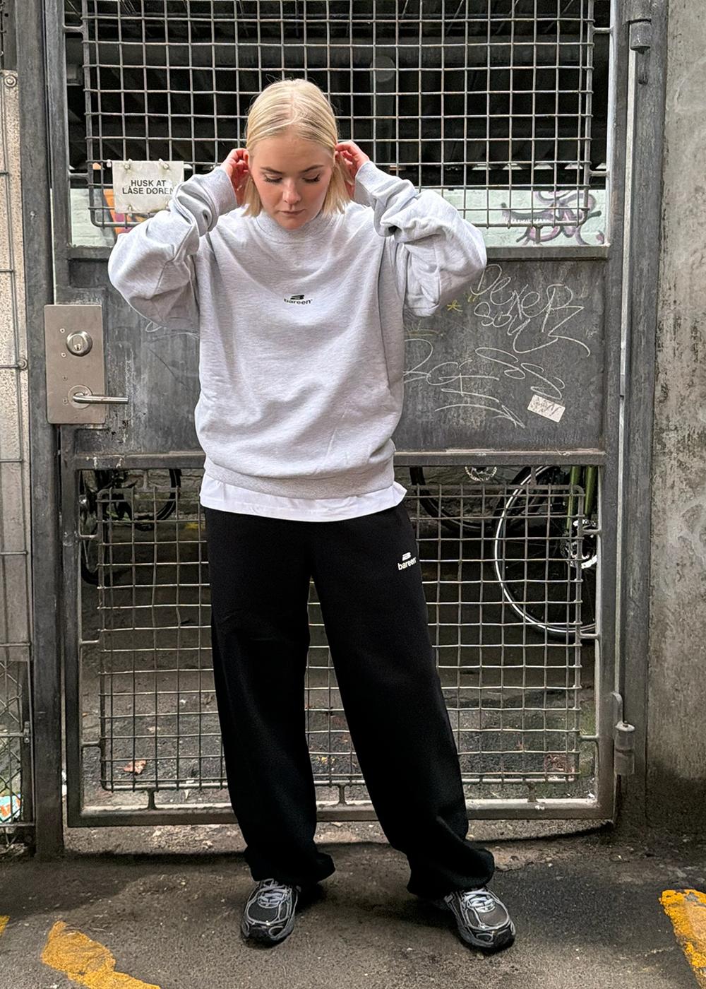 Oversized Crewneck Logo - Cloudy Grey - Image 3