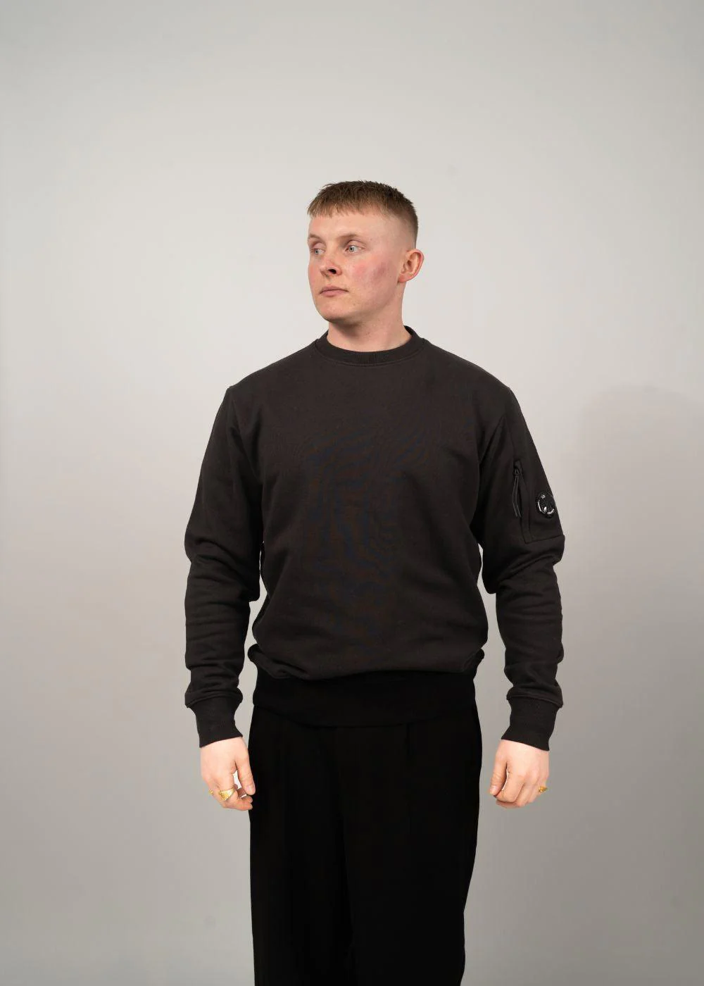 Sweatshirts - Crew Neck - Black - Image 2