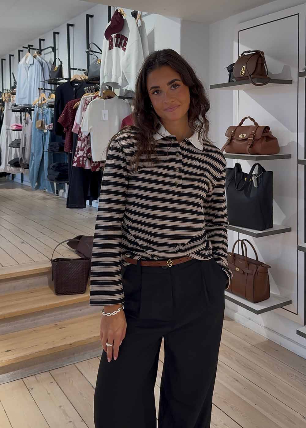 Trinnymd polo - Beige Black Stripe - Image 3