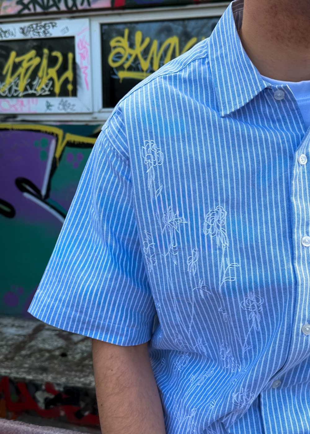 Wang Ox Flower Shirt - Light Blue - Image 4