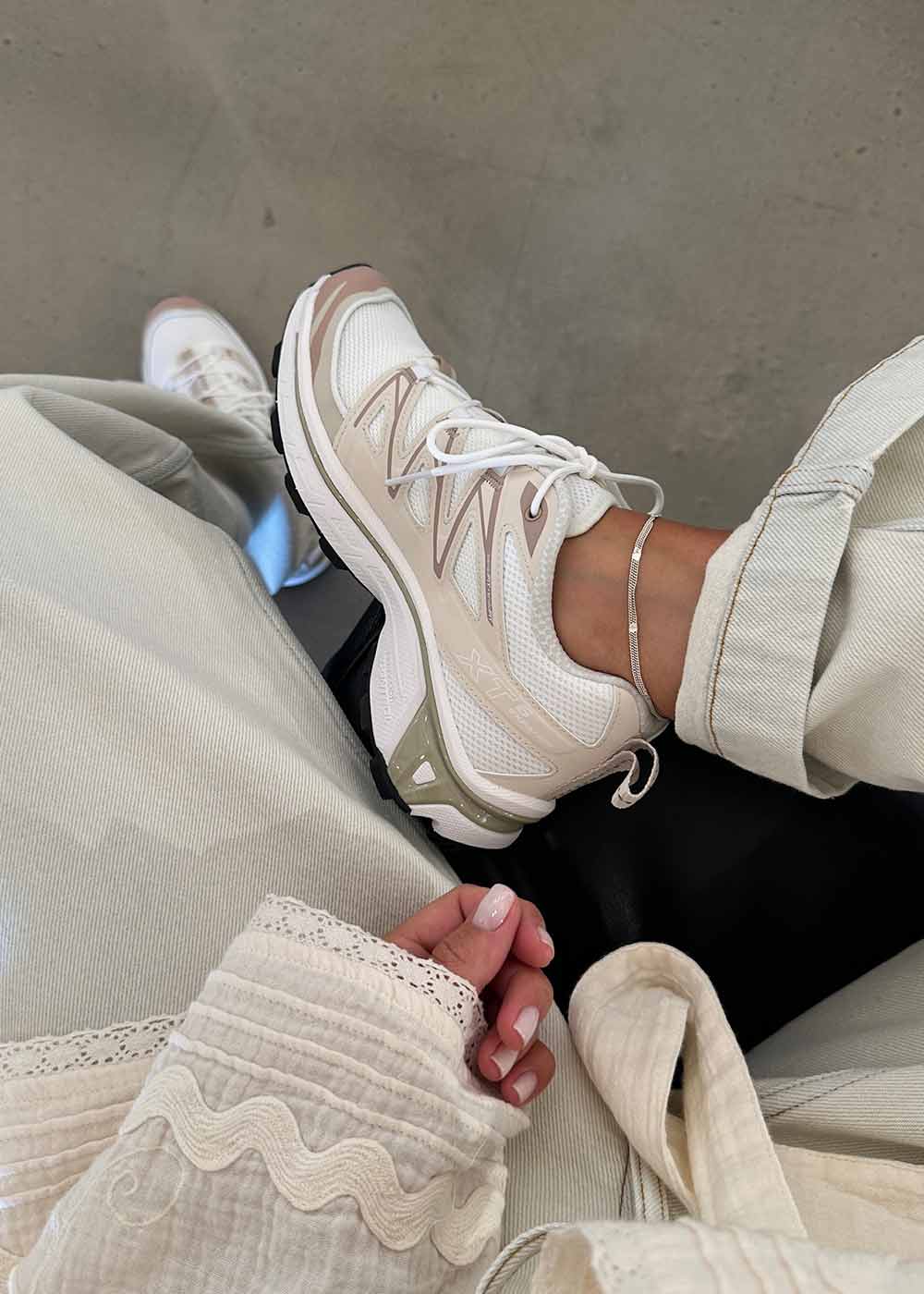XT-6 EXPANSE - White / Rainy Day / Oxford Tan - Image 4